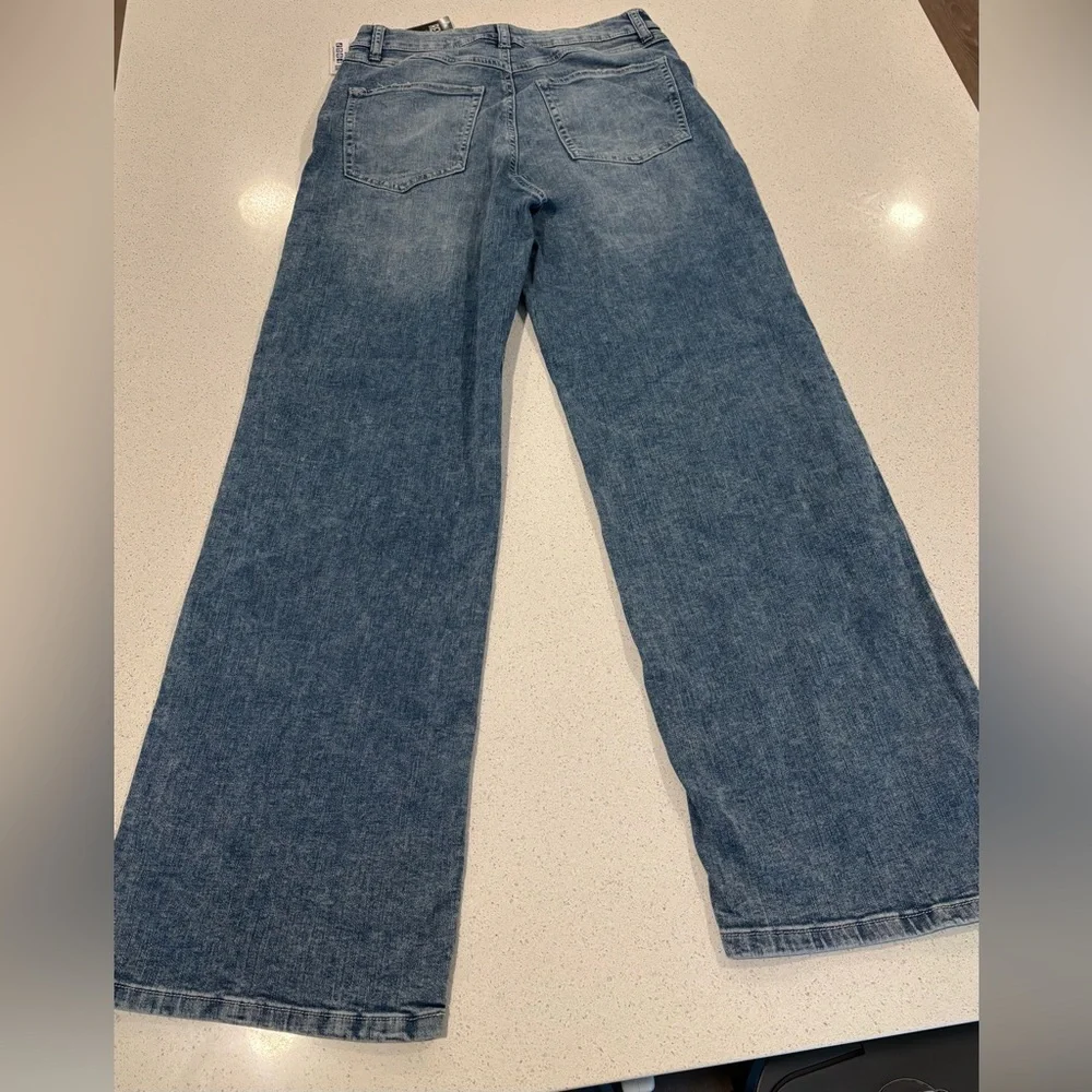 Rewash Blue Relaxed Distressed Jeans, 9/29, NWT - Picture 6 of 7